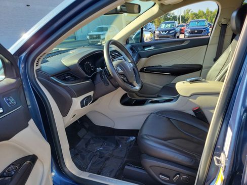 Used 2018 Lincoln MKC Reserve w/ Lincoln MKC Climate Package AWD/4WD image 15