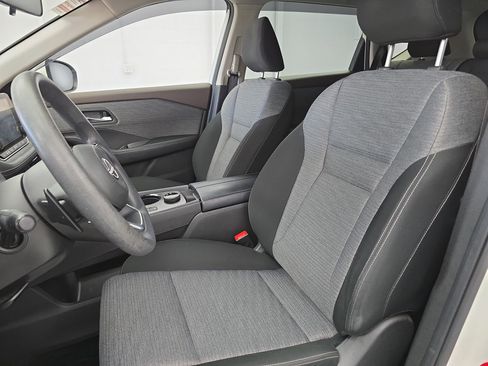 Certified 2023 Nissan Rogue SV image 14