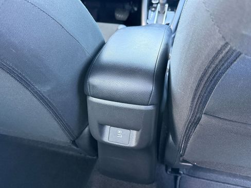 Used 2025 Nissan Versa SV image 23