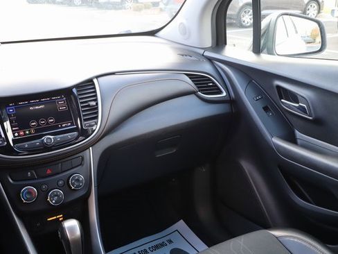 Used 2021 Chevrolet Trax LT w/ Redline Edition image 24