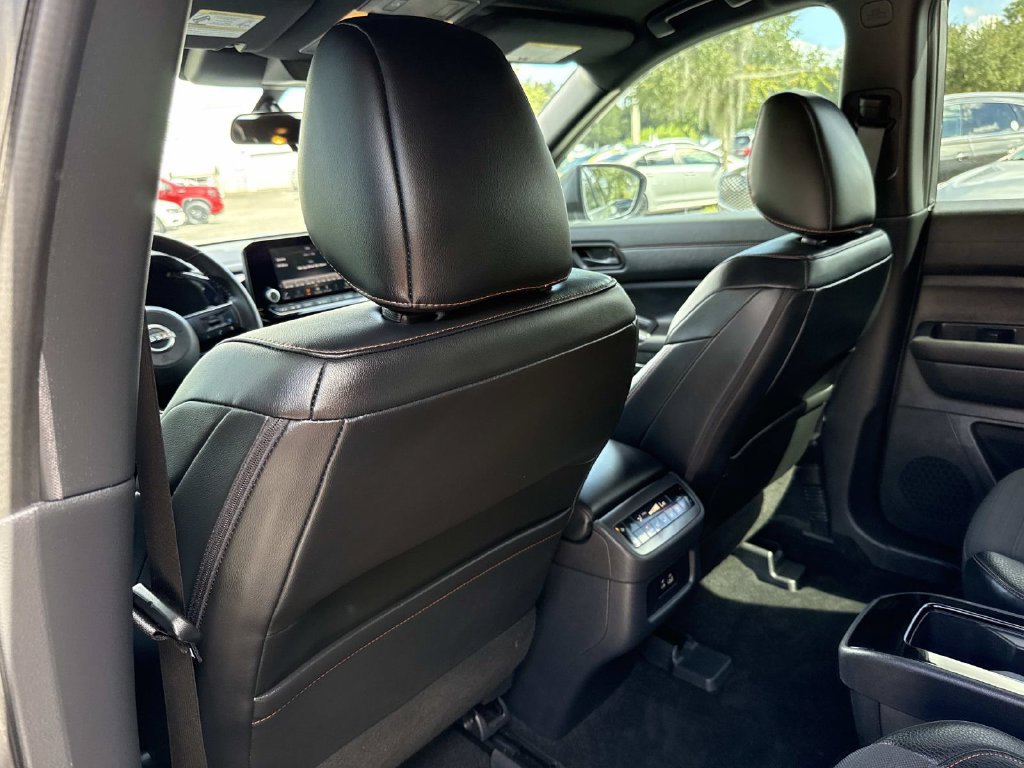 Used 2025 Nissan Pathfinder Rock Creek AWD/4WD image 14