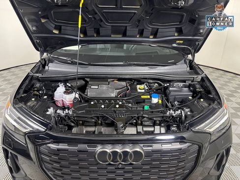Used 2023 Audi Q4 e-tron Prestige w/ Black Optic Package AWD/4WD image 26