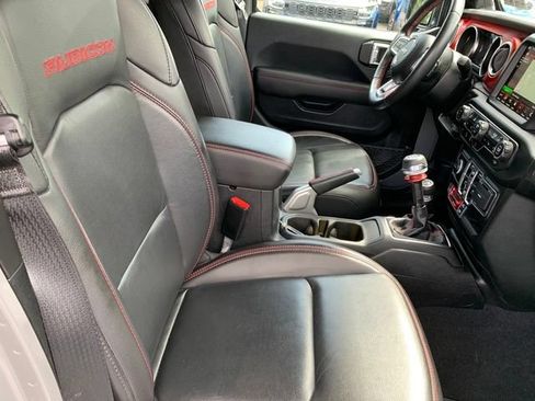 Used 2021 Jeep Wrangler Unlimited Rubicon AWD/4WD image 12