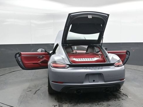 Used 2023 Porsche 718 Cayman GTS RWD image 42