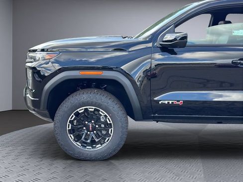 New 2026 GMC Canyon AT4 w/ Technology Plus Package AWD/4WD image 30