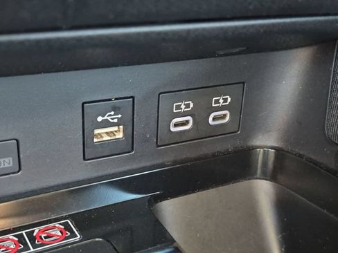 Used 2025 Toyota Camry LE FWD image 23