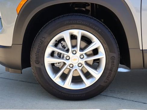 New 2026 Chevrolet TrailBlazer LS w/ LS Convenience Package FWD image 9