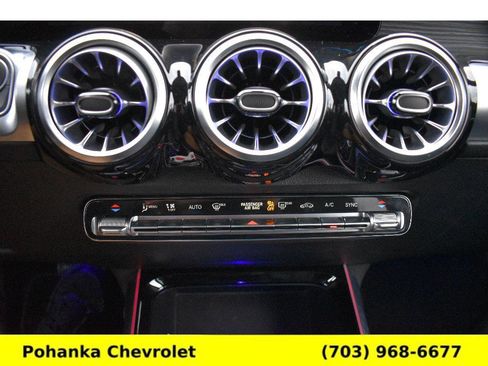 Used 2023 Mercedes-Benz GLB 250 250 4MATIC image 16