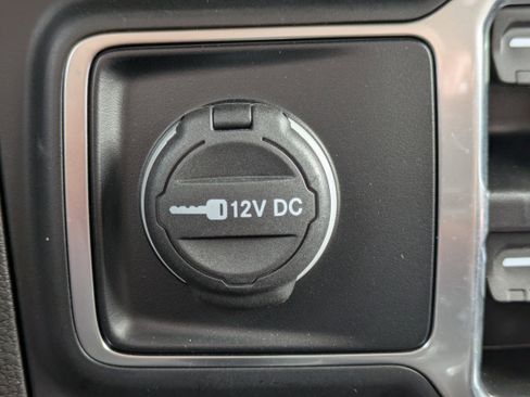 Used 2024 Jeep Gladiator Sport image 34