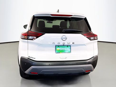 Used 2022 Nissan Rogue S image 8