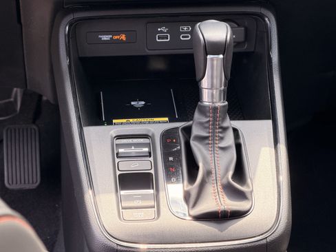 Used 2024 Honda CR-V Sport Touring image 17