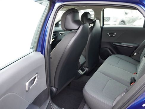 New 2025 Kia K4 LXS image 11