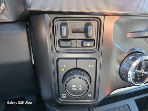 New 2026 Ford F250 Platinum image 23