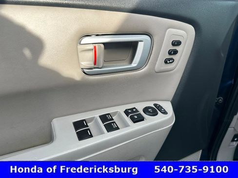 Used 2014 Honda Pilot Touring image 28