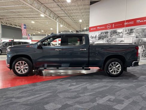 Used 2021 Chevrolet Silverado 1500 LTZ w/ Z71 Off-Road Package image 6