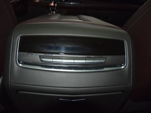 Used 2024 Cadillac Escalade Sport Platinum w/ LPO, Floor Liner Package AWD/4WD image 47