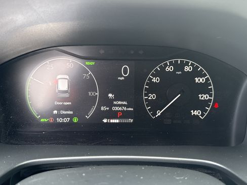 Certified 2025 Honda CR-V Sport Touring image 21