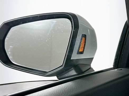 Used 2025 Audi Q3 2.0T Premium image 16