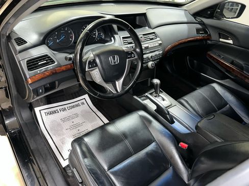 Used 2010 Honda Crosstour EX-L image 16