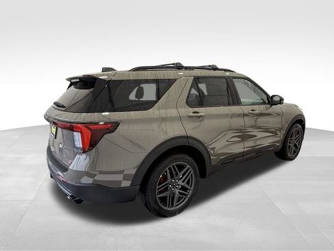 New 2026 Ford Explorer ST w/ Sun And Sound Package image 6