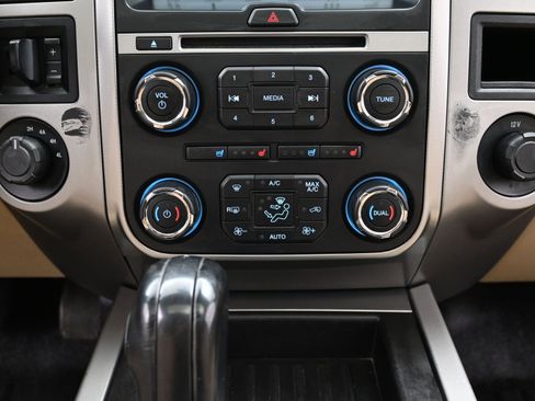 Used 2017 Ford Expedition EL XLT w/ Equipment Group 202A image 37