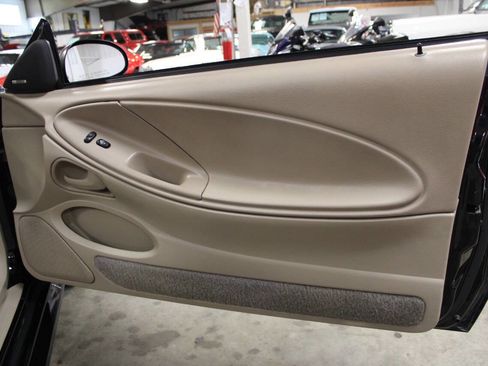 Used 1999 Ford Mustang Cobra RWD image 40