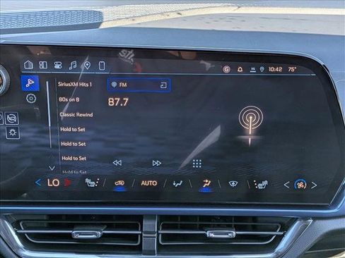 New 2026 Chevrolet Equinox EV LT image 11