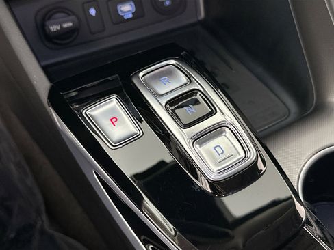 Used 2023 Hyundai Sonata Limited image 17