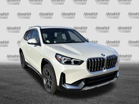 Used 2026 BMW X1 xDrive28i w/ Technology Package AWD/4WD image 2