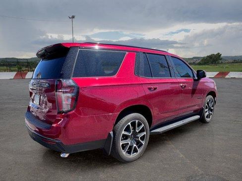 Used 2021 Chevrolet Tahoe RST w/ Luxury Package RWD image 3