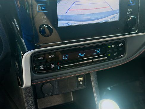 Used 2019 Toyota Corolla SE FWD image 14