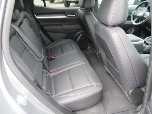Used 2025 GMC Terrain Elevation w/ Elevation Premium Package AWD/4WD image 31