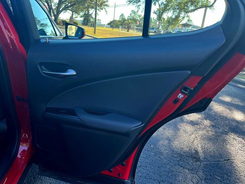 Used 2023 Lexus UX 250h FWD w/ Premium Package image 18