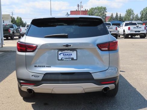 Used 2024 Chevrolet Blazer LT w/ Driver Confidence Package AWD/4WD image 9
