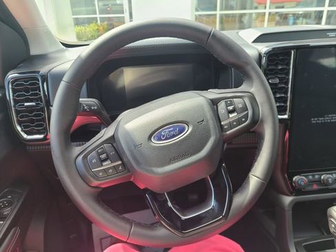 New 2026 Ford Ranger XLT w/ Equipment Group 301A High AWD/4WD image 8