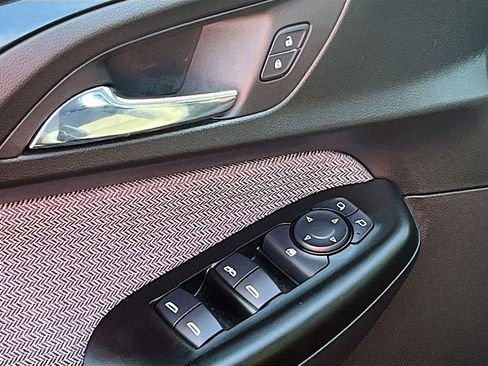 Used 2023 Chevrolet TrailBlazer LS image 17