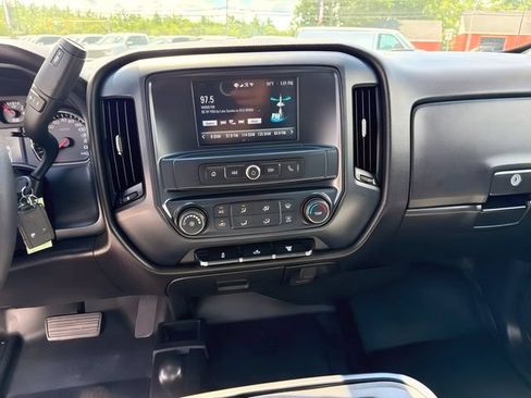Used 2019 GMC Sierra 2500 4x4 Crew Cab w/ Sierra Convenience Package image 22