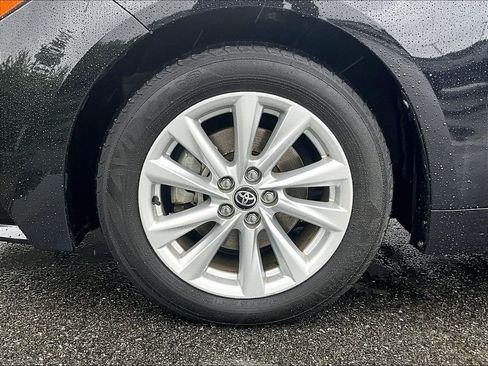 Used 2024 Toyota Corolla Hybrid Sedan FWD image 7