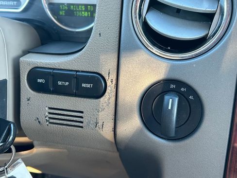 Used 2007 Ford F150 Lariat image 25