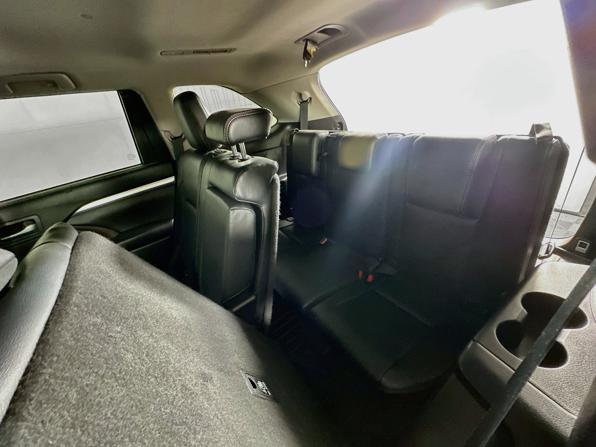 Used 2018 Toyota Highlander XLE AWD/4WD image 30