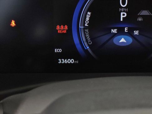 Used 2023 Lexus RZ 450e Premium image 22