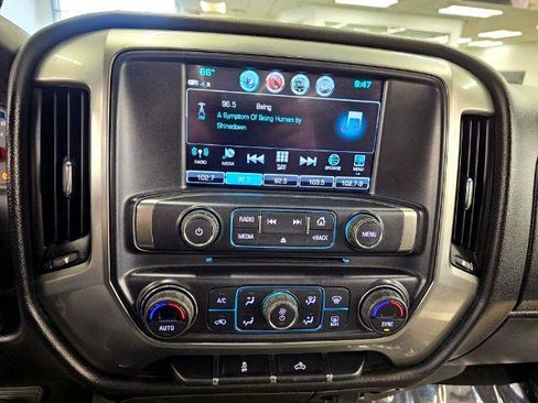 Used 2018 Chevrolet Silverado 1500 LT w/ All Star Edition image 15