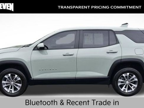 Used 2026 Chevrolet Equinox LT FWD image 2