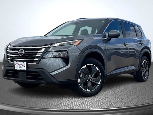 Used 2024 Nissan Rogue SV AWD/4WD image 1