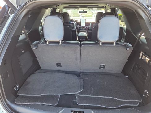 Used 2024 Ford Explorer ST w/ Equipment Group 401A AWD/4WD image 26