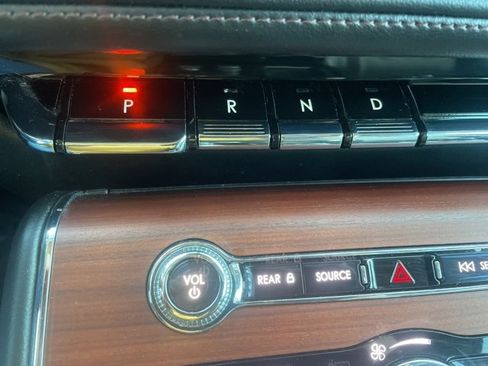 Used 2021 Lincoln Aviator Reserve w/ Equipment Group 201A image 46