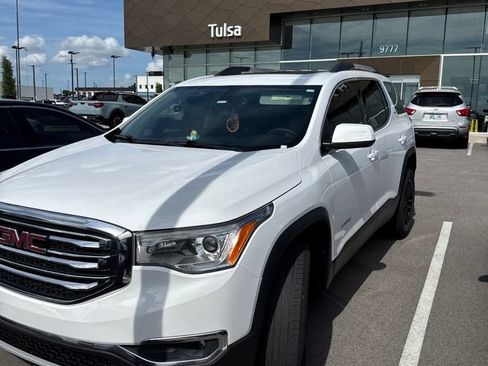 Used 2019 GMC Acadia SLT AWD/4WD image 1