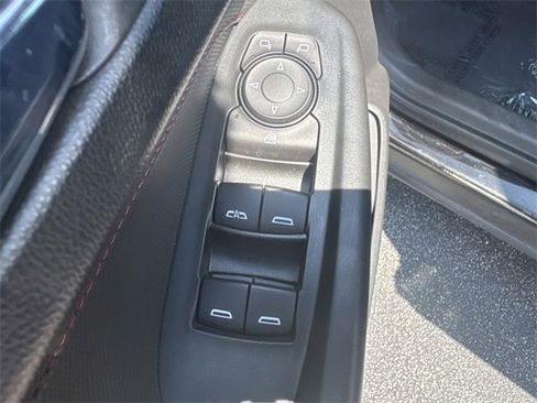 Used 2022 Chevrolet TrailBlazer RS w/ Convenience Package image 24