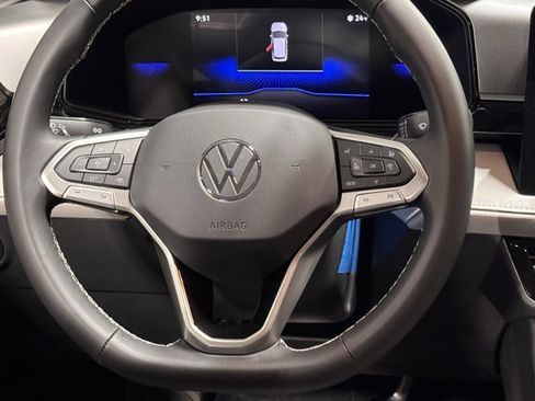 New 2025 Volkswagen Taos S image 17