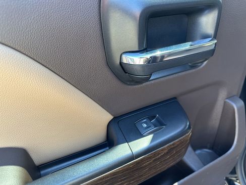 Used 2018 GMC Sierra 1500 Denali AWD/4WD image 29